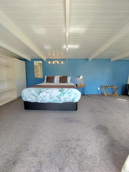 4 Palms Cottage Coromandel Town Exterior photo